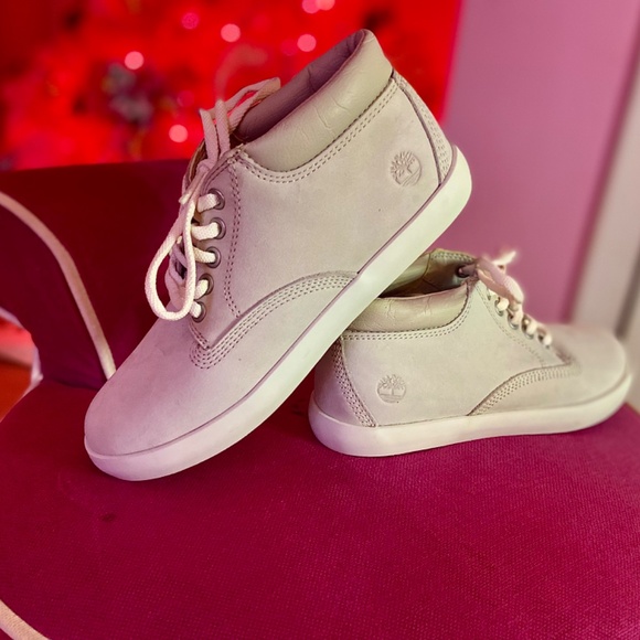 NWOT Timberland Taupe Chukka Leather Lace-Up Ankle Boots Women’s 6 - Picture 4 of 7